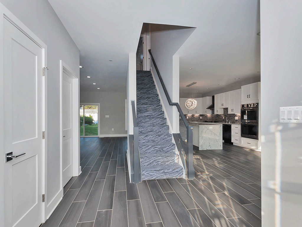 7505 Seven Mile Lane