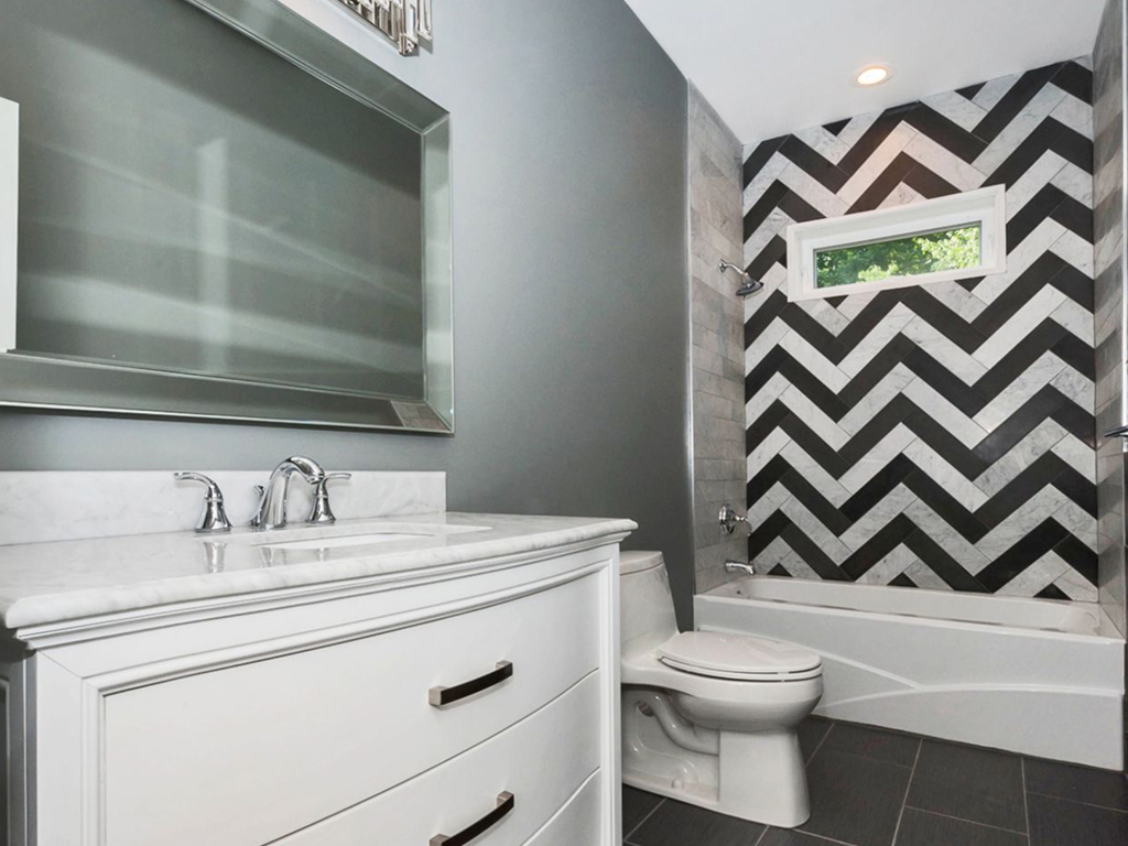 7612 Seven Mile Lane