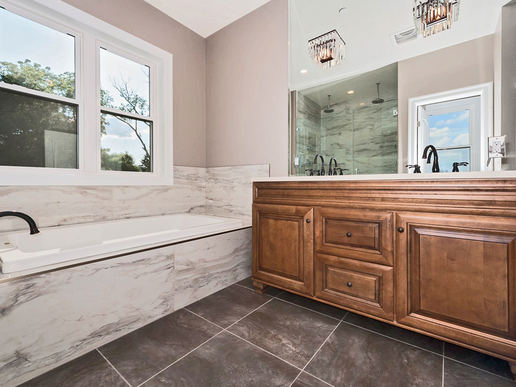 7612 Seven Mile Lane